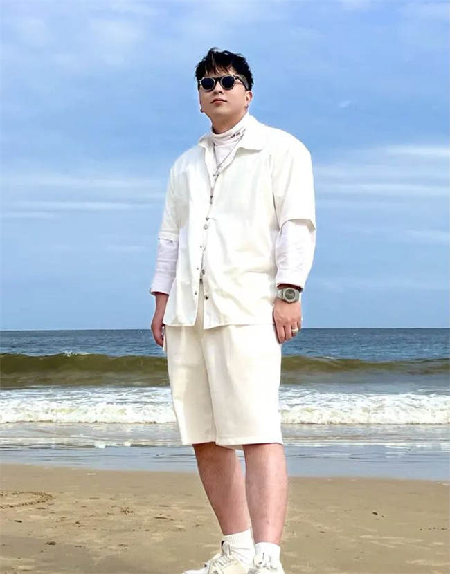 루이비통 LV 트레이너 스니커즈 1A8ZQ9 photo review