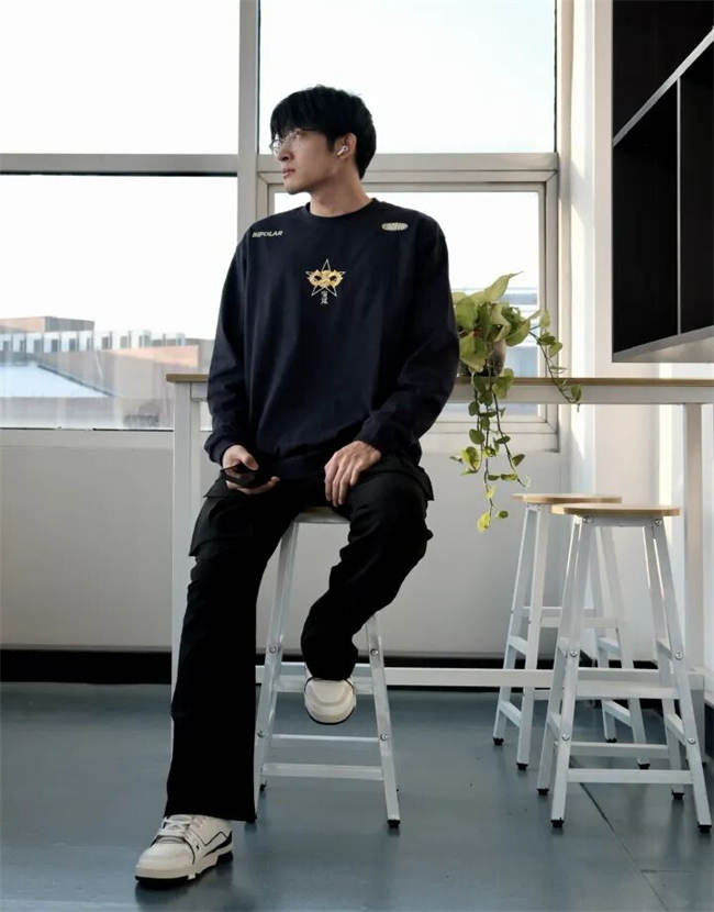 루이비통 트레이너 스타일리시 스케이트보드화 1ABNIS photo review