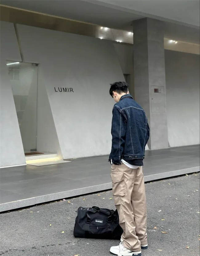 루이비통 트레이너 스타일리시 스케이트보드화 1ABNIS photo review