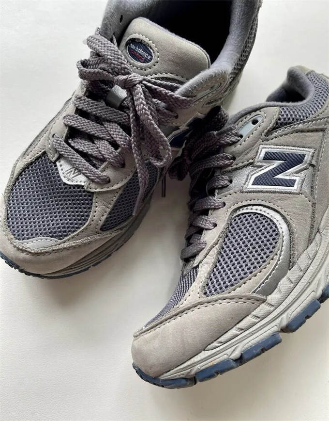 뉴발란스 NB 2002R 런닝화 GC2002R0 photo review