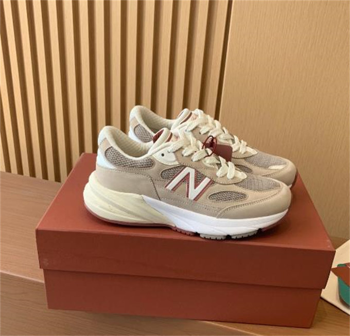 【🔥배주현 동일상품】뉴발란스 x 로로 피아나 990v6 메이드 인 USA 크림 U990LO6 photo review